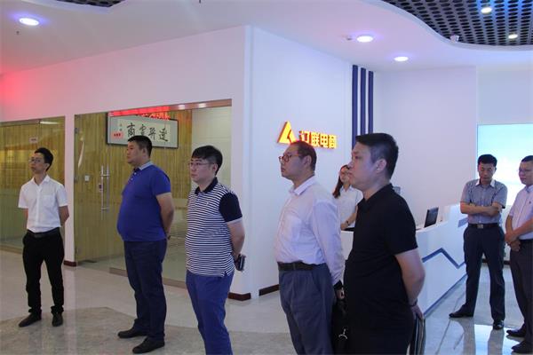 珠联璧合，，共创双赢